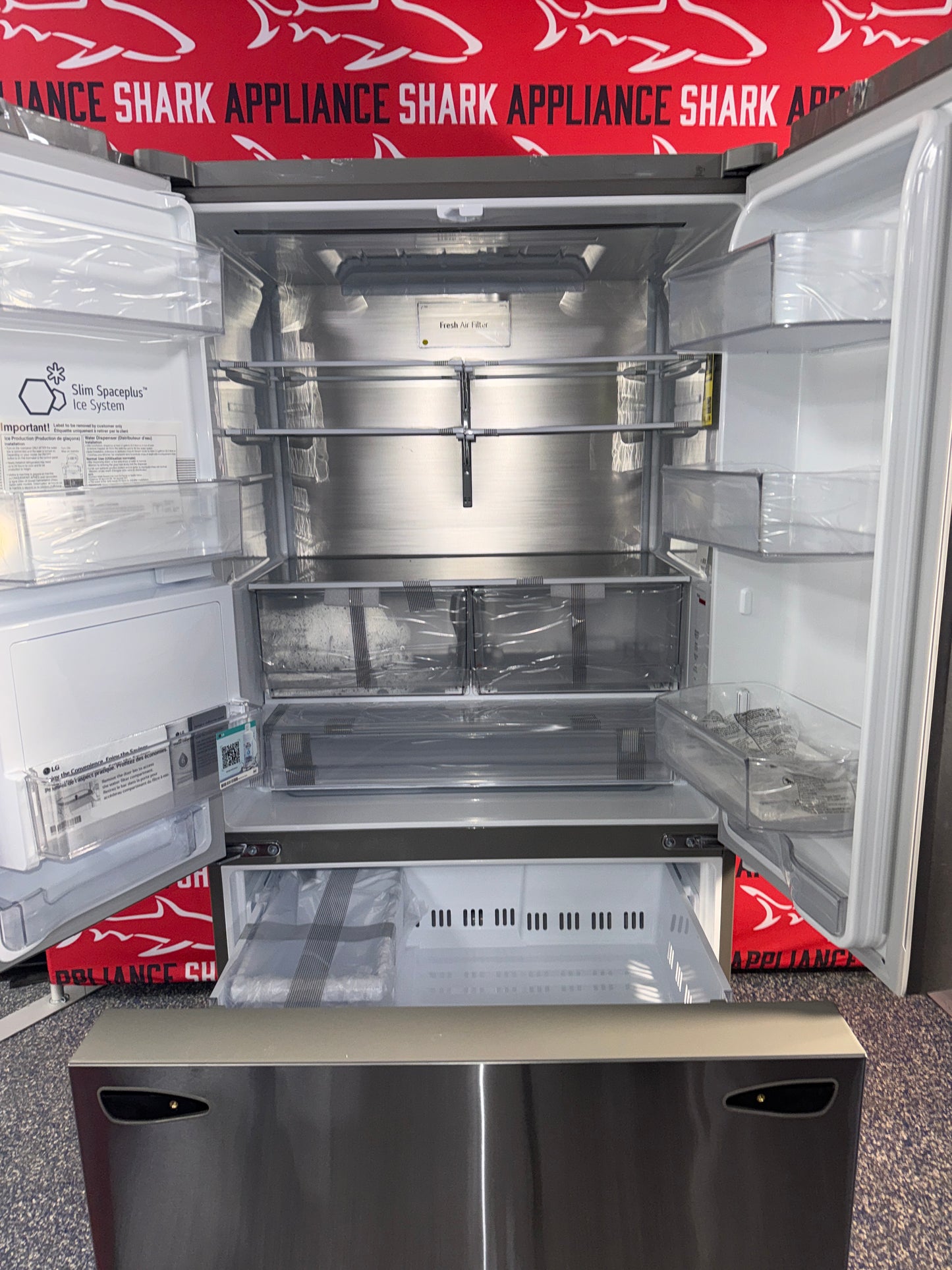 Save on this discounted LG Door Cooling+ refrigerator at Appliance Shark, serving Kansas City.