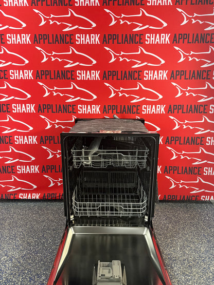 Scratch-dent LG dishwashers at Appliance Shark. Kansas City's best scratch-dent appliance store.
