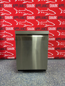 Discount LG built-in dishwasher at Appliance Shark. Overland Park, KS’s premier scratch-dent appliance store.