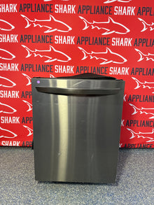 Discount LG smart built-in dishwasher at Appliance Shark. Overland Park, KS’s premier scratch-dent appliance store.
