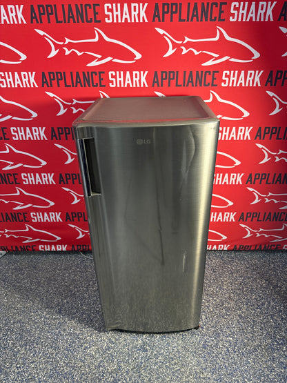 Discount LG single door refrigerator at Appliance Shark. Overland Park, KS’s premier scratch-dent appliance store.