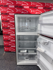 Save on this discounted LG reversible door refrigerator at Appliance Shark, serving Kansas City.