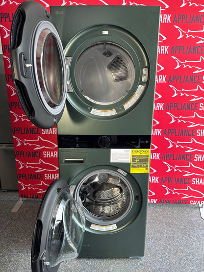 Save on this discounted LG TurboWash 360 WashTower at Appliance Shark, serving Kansas City.