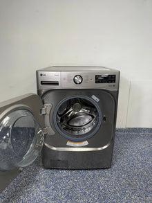 Discount LG front load washer at Appliance Shark serving Kansas City shoppers.