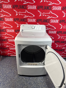 Affordable LG electric dryer at Appliance Shark. Kansas City’s best appliance store.