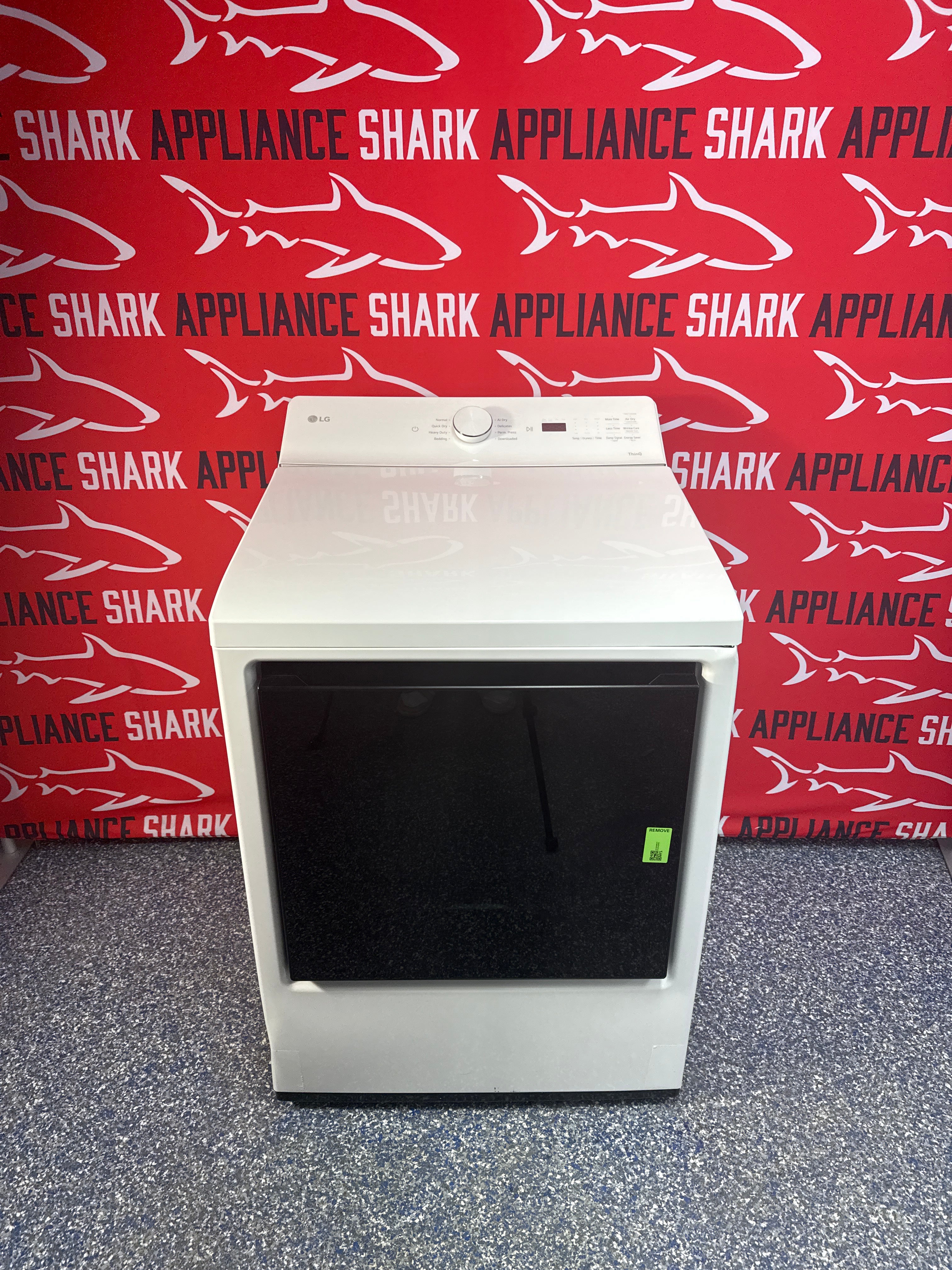 Discount LG gas dryer at Appliance Shark. Overland Park, KS’s premier scratch-dent appliance store.