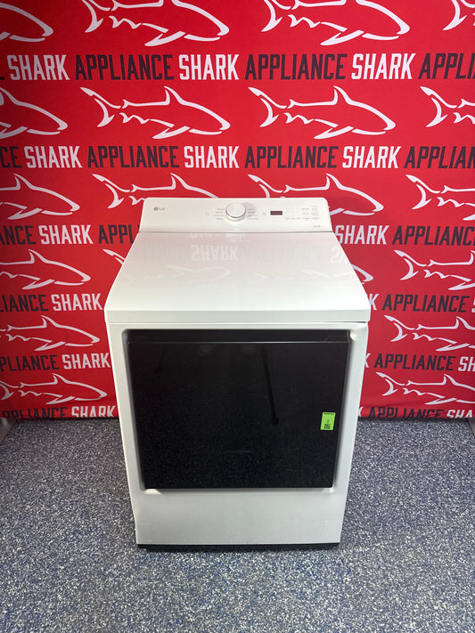 Discount LG gas dryer at Appliance Shark. Overland Park, KS’s premier scratch-dent appliance store.