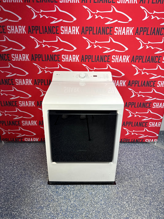 Discount LG gas dryer at Appliance Shark. Overland Park, KS’s premier scratch-dent appliance store.
