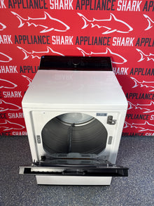 Affordable LG gas dryer at Appliance Shark. Kansas City’s best appliance store.