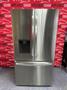 Discount LG French door refrigerator at Appliance Shark. Overland Park, KS’s premier scratch-dent appliance store.