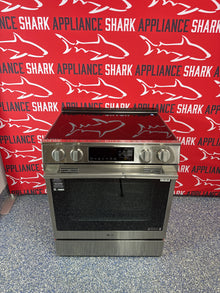 Discount LG induction slide-in range at Appliance Shark. Overland Park, KS’s premier scratch-dent appliance store.