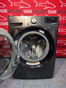 Scratch-dent LG front load washer at Appliance Shark. Kansas City’s best appliance store.