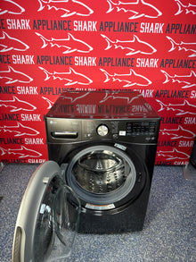 Scratch-dent LG front load washer at Appliance Shark. Kansas City’s best appliance store.