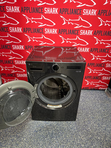 Scratch-dent LG washer at Appliance Shark. Kansas City’s best appliance store.