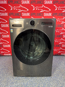 Discount LG washer dryer combo at Appliance Shark. Overland Park, KS’s premier scratch-dent appliance store.