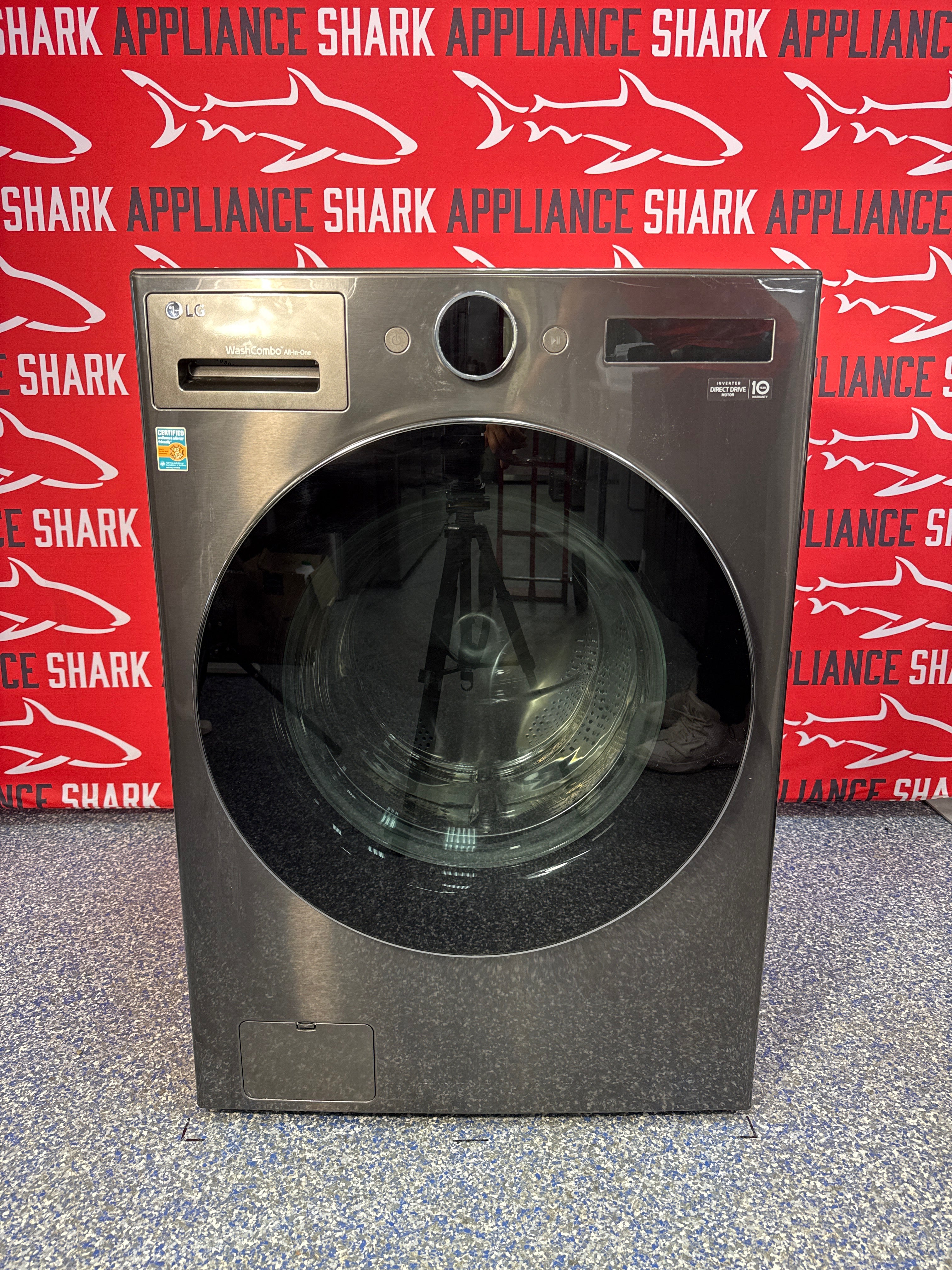 Discount LG washer dryer combo at Appliance Shark. Overland Park, KS’s premier scratch-dent appliance store.