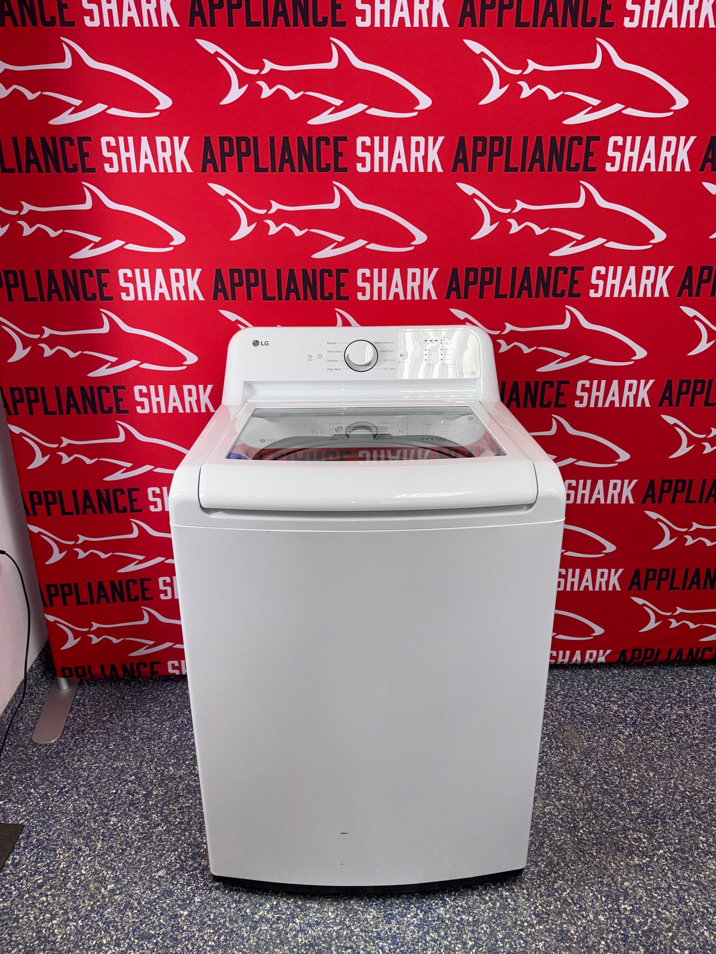 Discount LG top load washer at Appliance Shark. Overland Park, KS’s premier scratch-dent appliance store.
