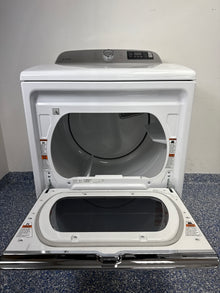 Maytag MED6230HW electric dryer with classic white finish, Extra Power button, and Advanced Moisture Sensingat the best scratch and dent discount appliance store in KC area