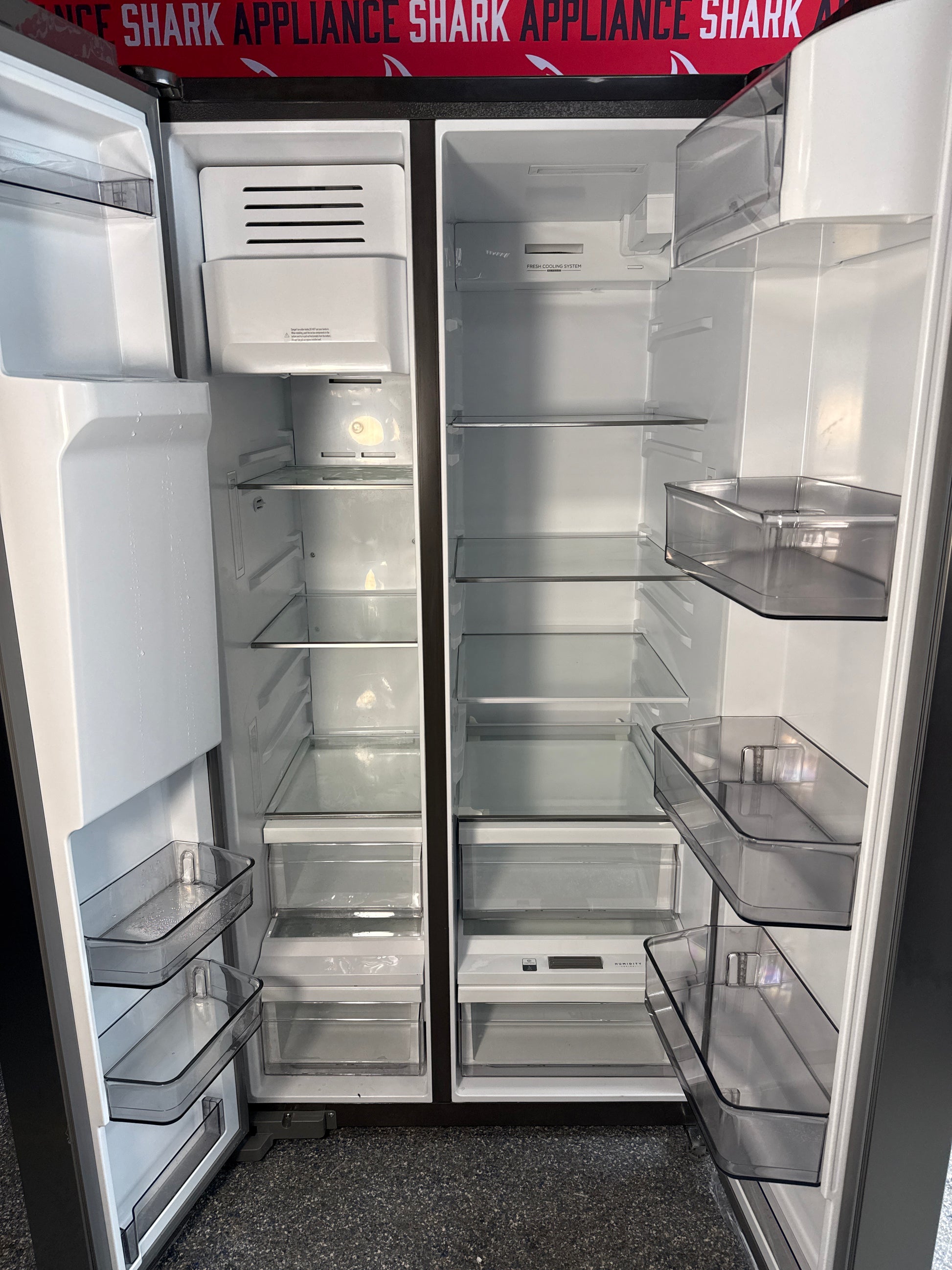 Save on this discounted MIDEA ice and water dispenser refrigerator at Appliance Shark, serving Kansas City.