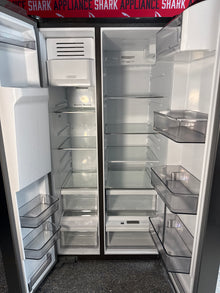 Save on this discounted MIDEA ice and water dispenser refrigerator at Appliance Shark, serving Kansas City.