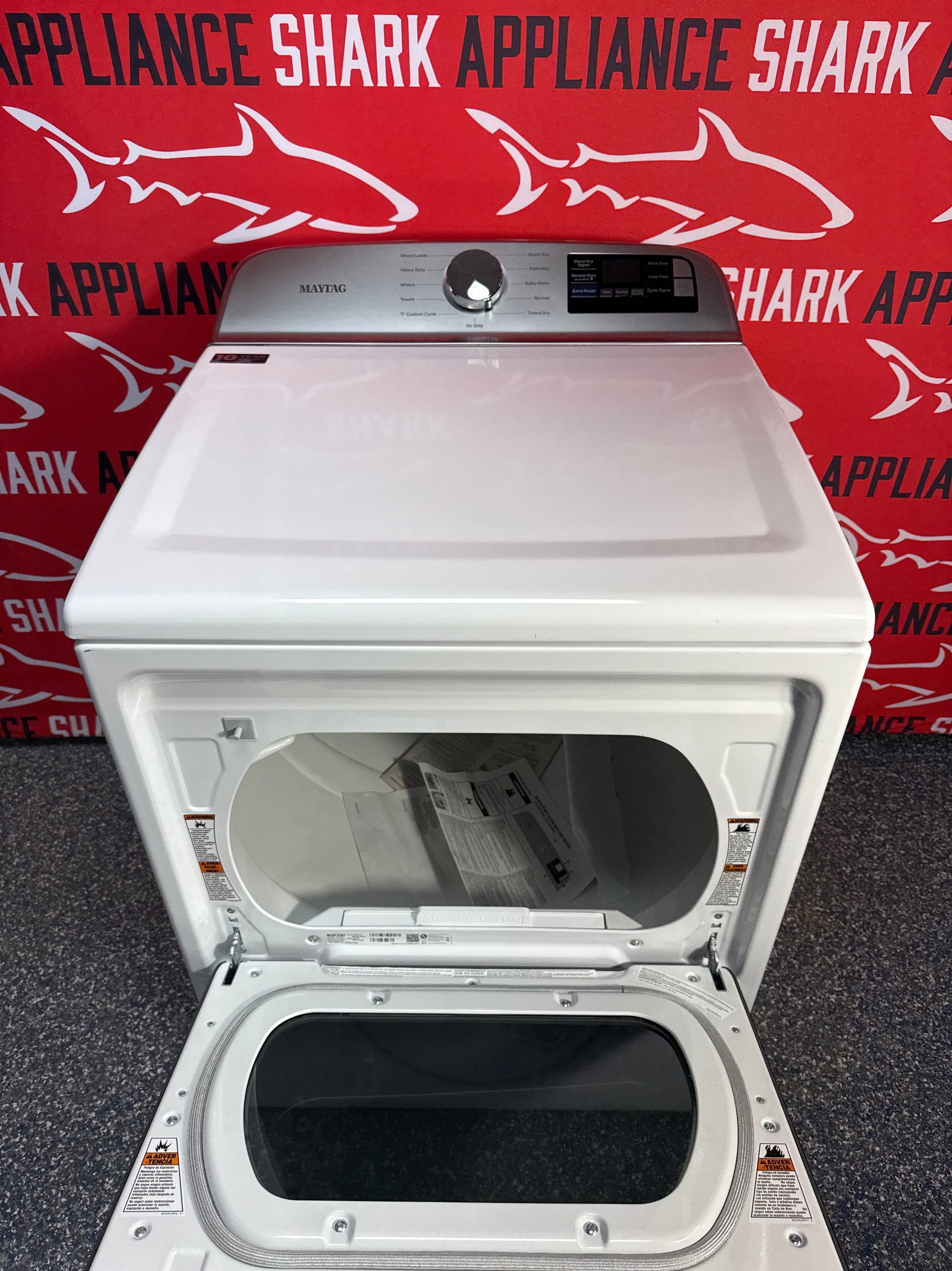 Scratch-dent MAYTAG electric dryer at Appliance Shark. Kansas City's best scratch-dent appliance store.