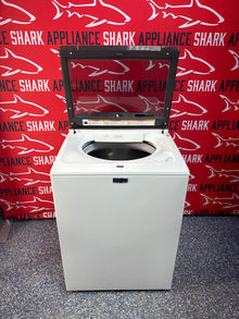Scratch-dent MAYTAG top load washer at Appliance Shark. Kansas City’s best appliance store.