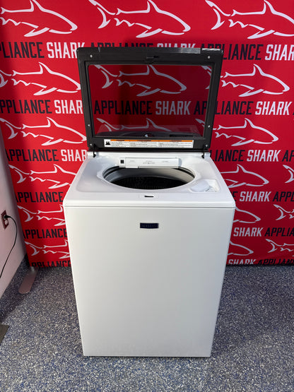 Scratch-dent MAYTAG top load washer at Appliance Shark. Kansas City’s best appliance store.