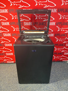 Scratch-dent MAYTAG Pet Pro top load washer at Appliance Shark. Kansas City's best scratch-dent appliance store.