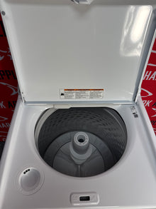 Scratch-dent MAYTAG top load washer at Appliance Shark. Kansas City’s best washer store.