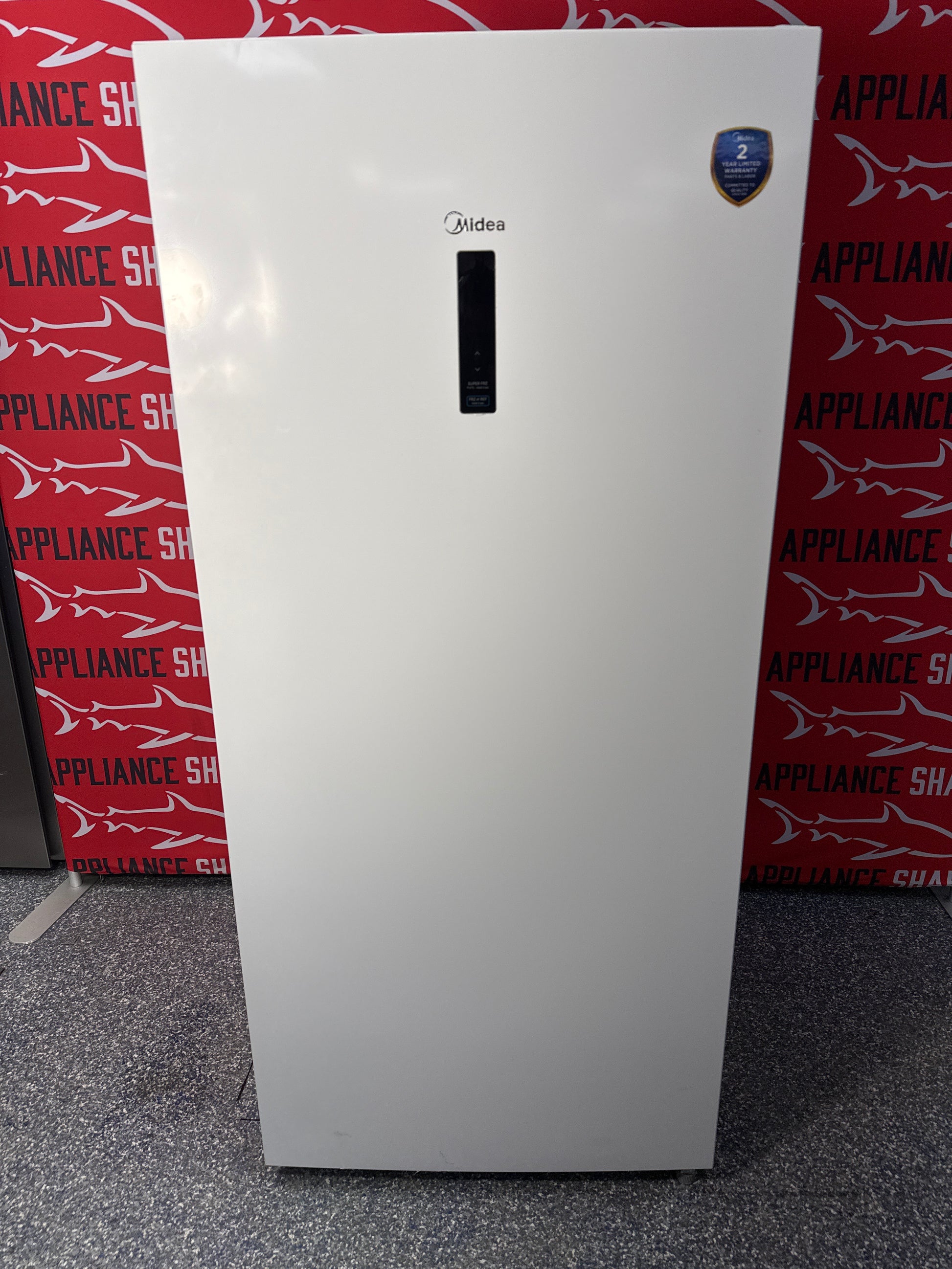 Scratch-dent MIDEA convertible upright freezer at Appliance Shark. Kansas City's best appliance store.