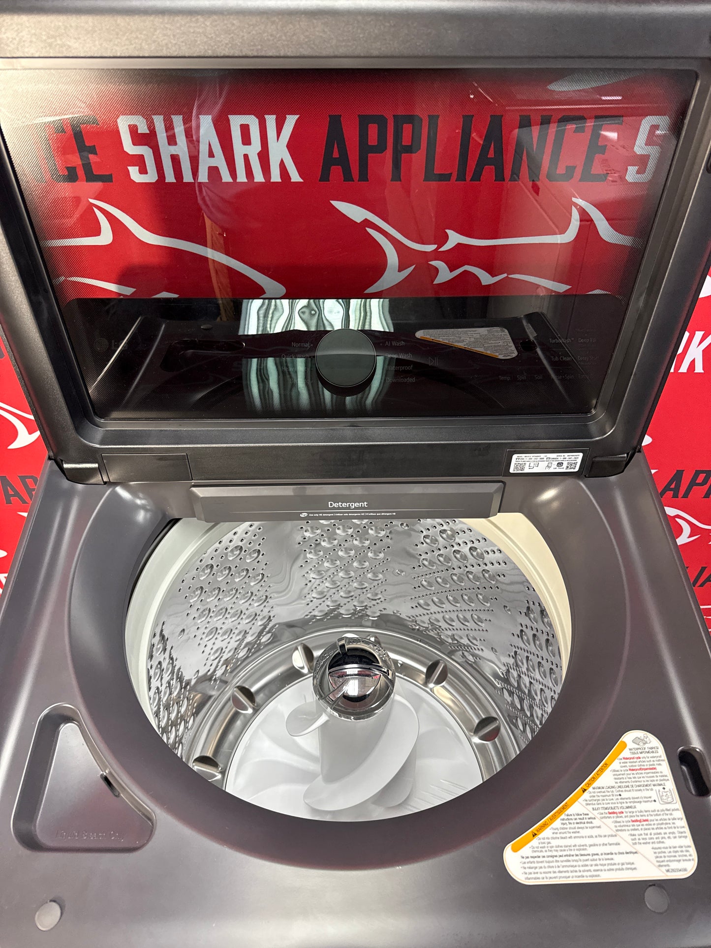 Discount LG top load washer at Appliance Shark. Overland Park, KS's premier scratch-dent appliance store.