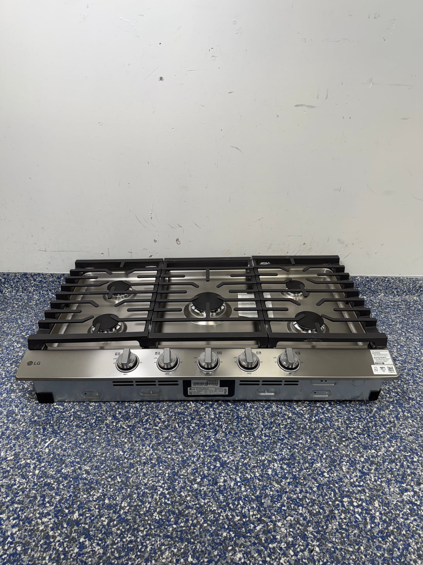 CBGJ3623S | 30 IN. LG Built-In Cooktop with 5 Burners, Auto Reignition, EasyClean Cooktop, and Propane Convertible at the Best Discount Appliance Store in KC Metro