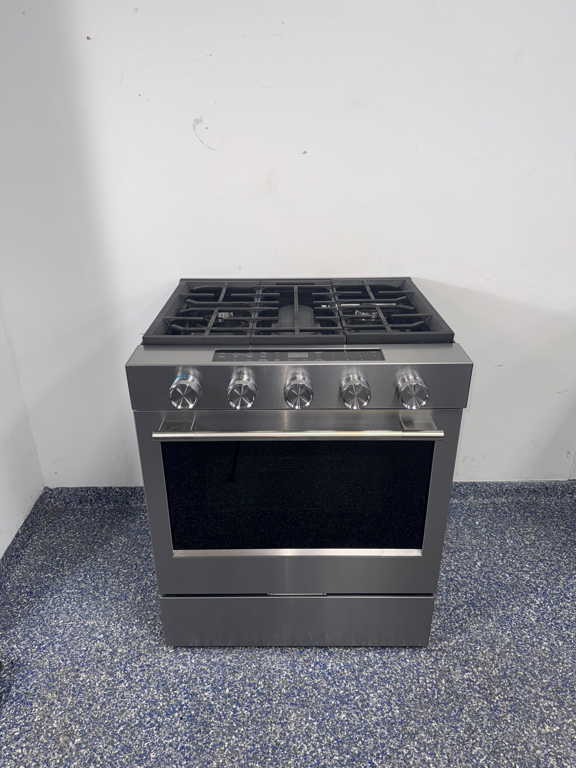 Discount KITCHENAID gas slide-in range at Appliance Shark. Overland Park, KS’s premier scratch-dent appliance store.