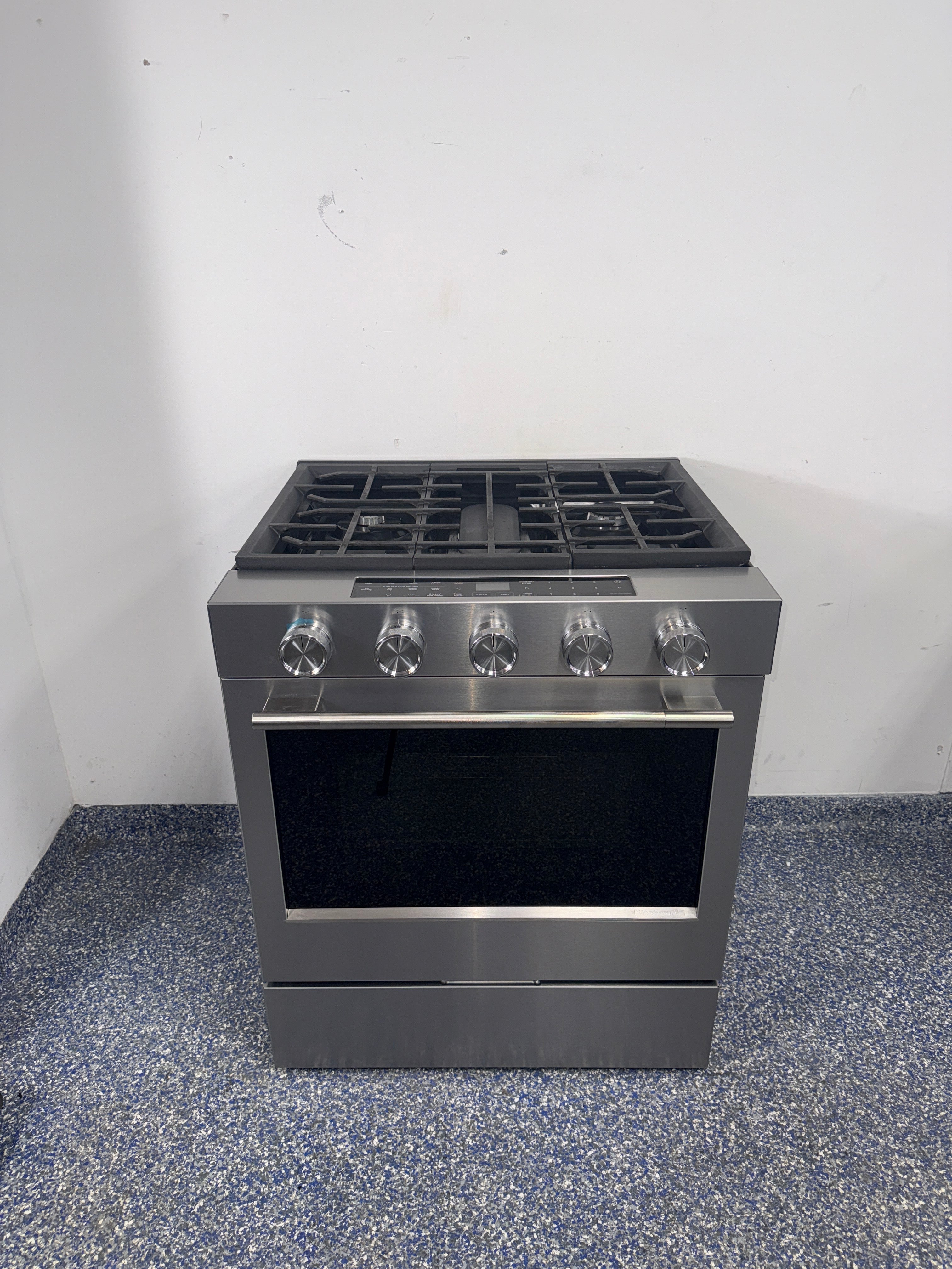 Discount KITCHENAID gas slide-in range at Appliance Shark. Overland Park, KS’s premier scratch-dent appliance store.
