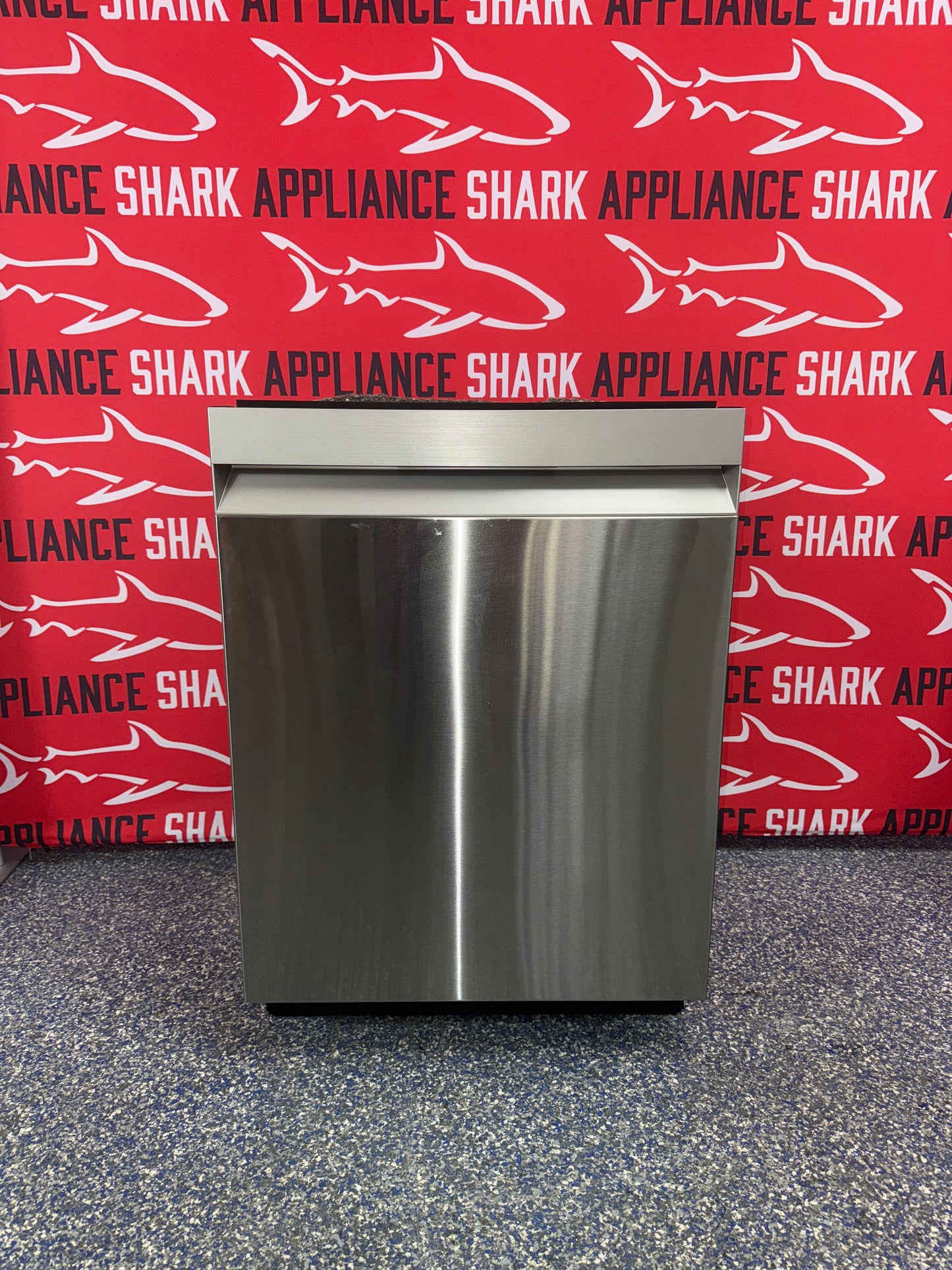 Affordable SAMSUNG built-in dishwasher at Appliance Shark. Kansas City’s best appliance store.