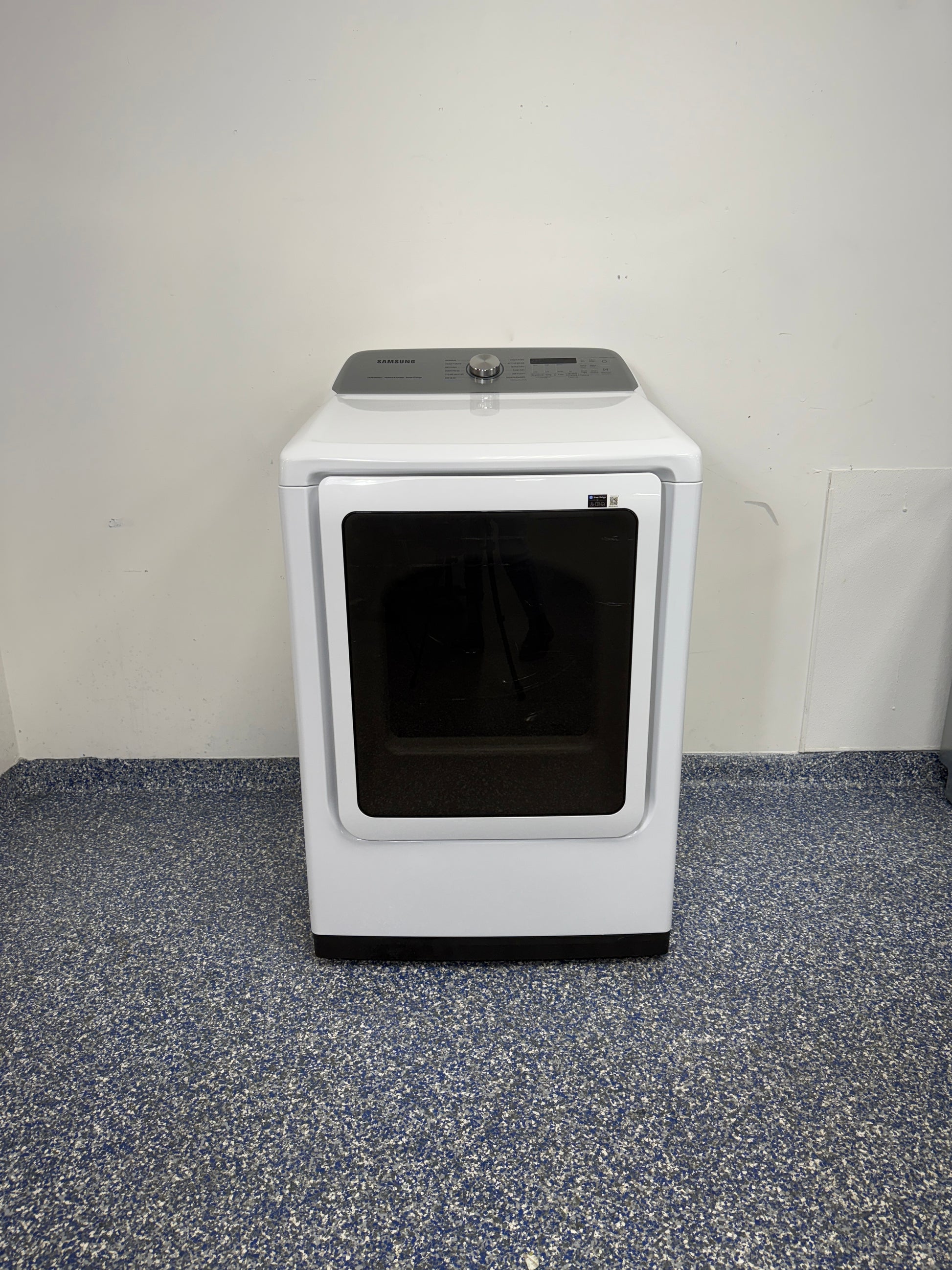 7.4 Cu.Ft. SAMSUNG Dryer with Steam Sanitize+, 12 Total Cycles, Sensor Dry, CleanGuard Antimicrobial Technology, Interior Drum Light, Vibration Reduction, and SmartThings  Connectivity at the Best Discount Appliance Store in Overland Park, Johnson County, Kansas