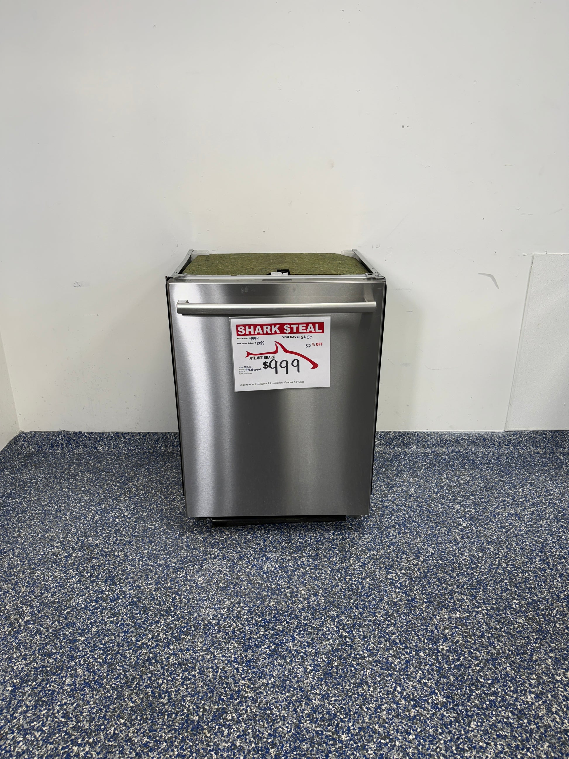24 In BOSCH 800 Series Built-In Dishwasher with PowerControl Spray Arm, CrystalDry, 24/7 Aquastop, a Large Interior, Sanitization & Half-Load Settings, and Interior Clean with Machine Care at Appliance Shark Scratch and Dent Discount Appliance Store in Overland Park, Kansas