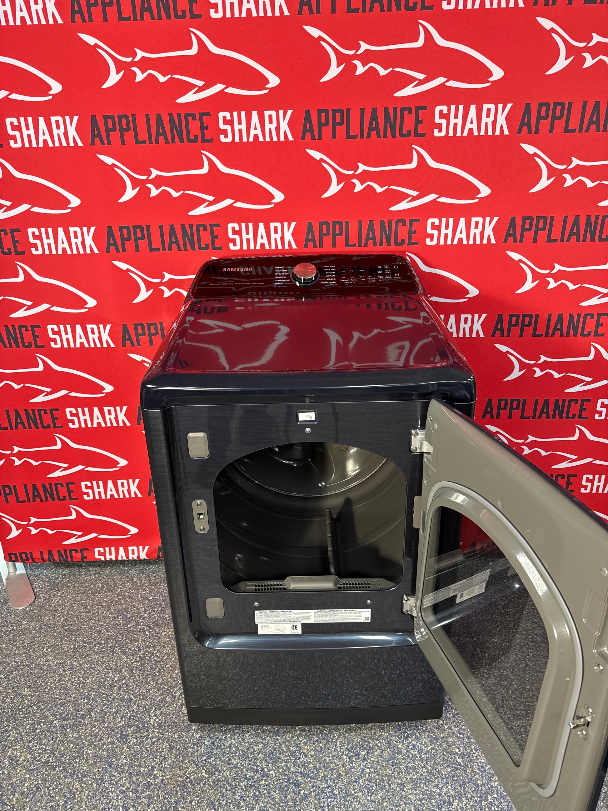 Scratch-dent Samsung electric dryer at Appliance Shark. Kansas City's best scratch-dent appliance store.