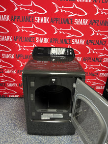 Scratch-dent SAMSUNG dryer at Appliance Shark. Kansas City’s best appliance store.