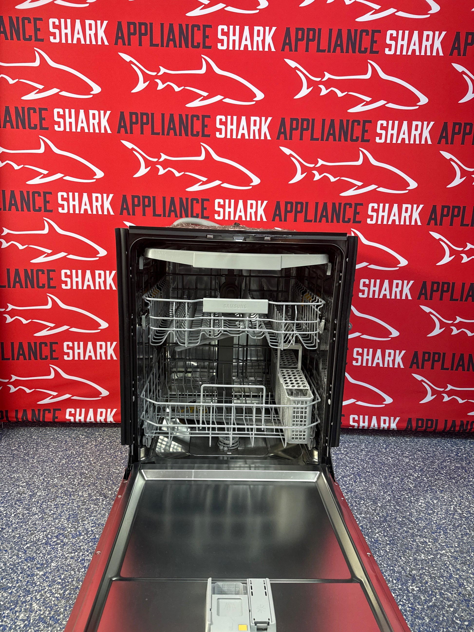Discount Samsung built-in dishwasher at Appliance Shark in Overland Park, KS.