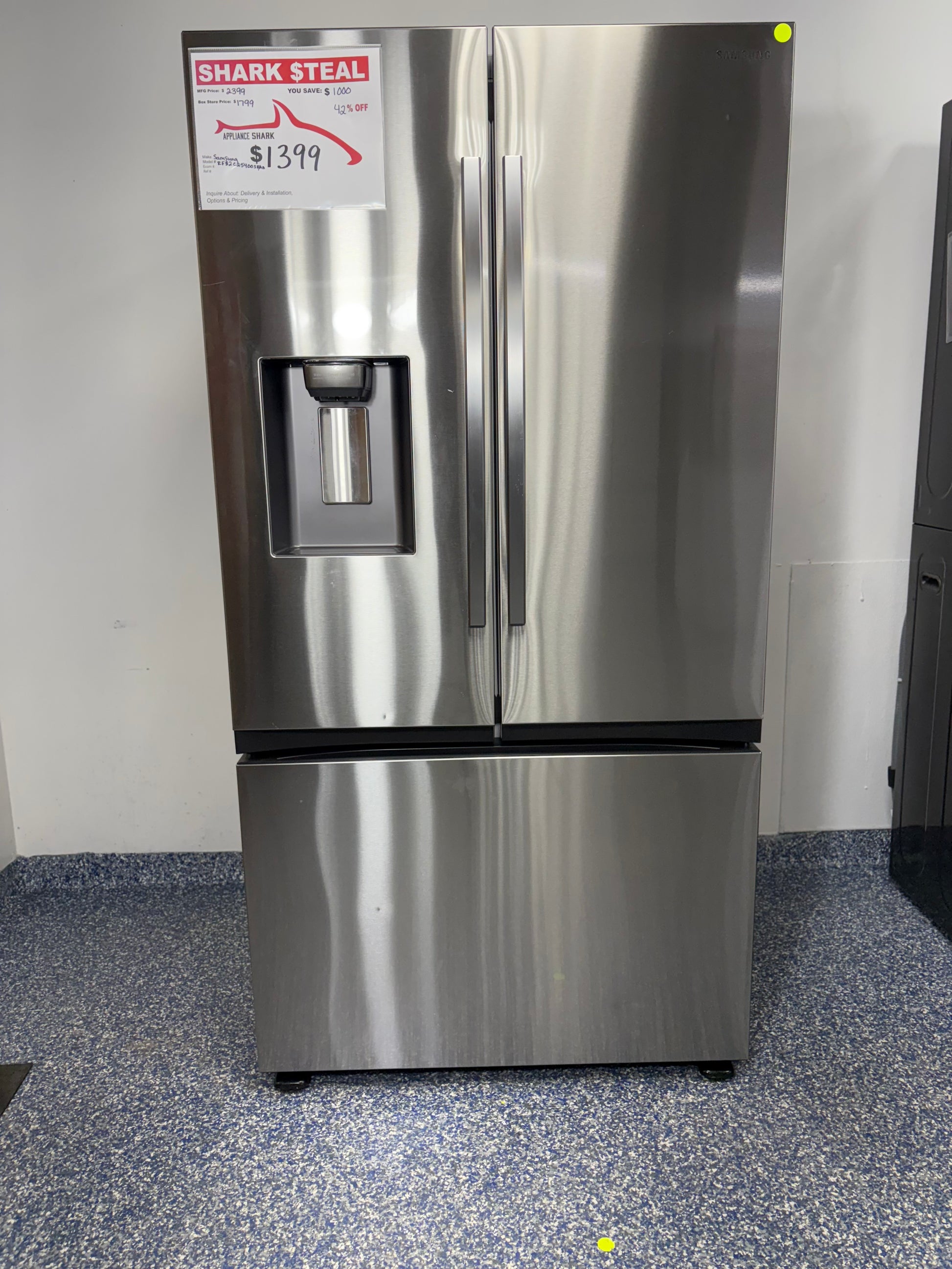 Samsung French door fridge at Appliance Shark scratch and dent in Kansas City