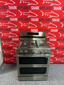 Scratch-dent SAMSUNG gas range at Appliance Shark. Kansas City’s best appliance store.