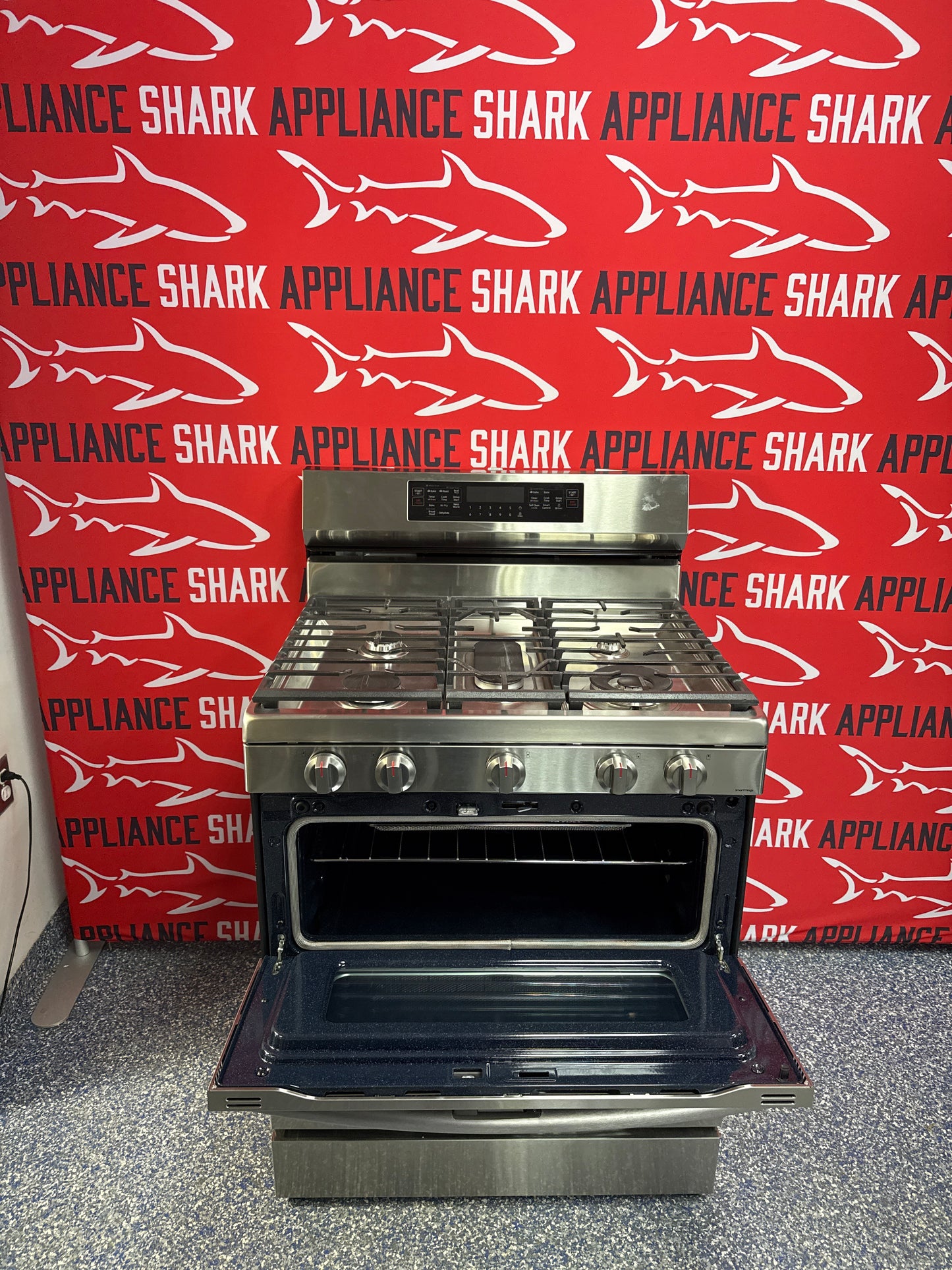 Affordable SAMSUNG gas range at Appliance Shark. Kansas City’s best appliance store.