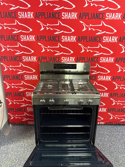 Shop a discount SAMSUNG gas range at Appliance Shark in Overland Park, KS.