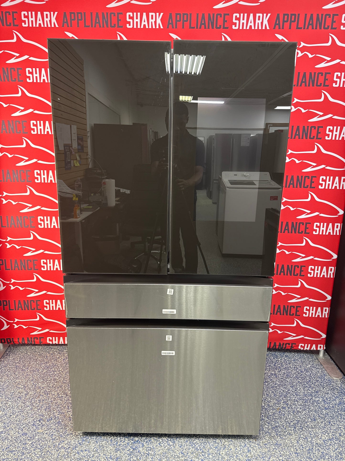 Affordable SAMSUNG French door refrigerator at Appliance Shark. Kansas City’s best appliance store.
