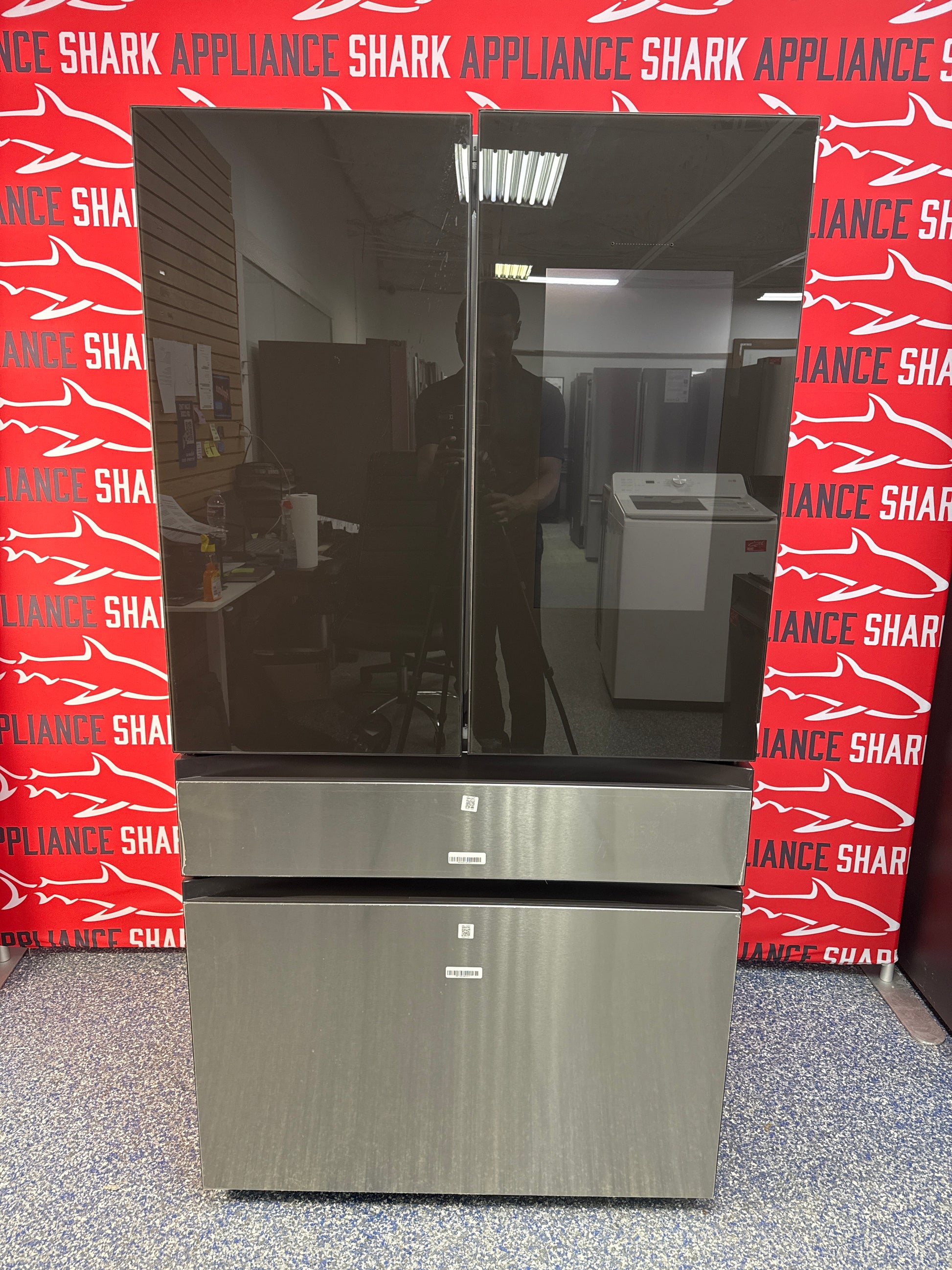 Affordable SAMSUNG French door refrigerator at Appliance Shark. Kansas City’s best appliance store.