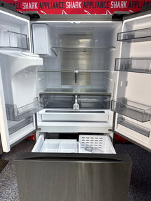 Scratch-dent SAMSUNG French door refrigerator at Appliance Shark. Kansas City’s best appliance store.