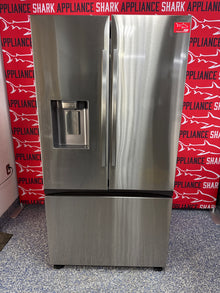 Discount SAMSUNG French door refrigerator at Appliance Shark. Overland Park, KS’s premier scratch-dent appliance store.