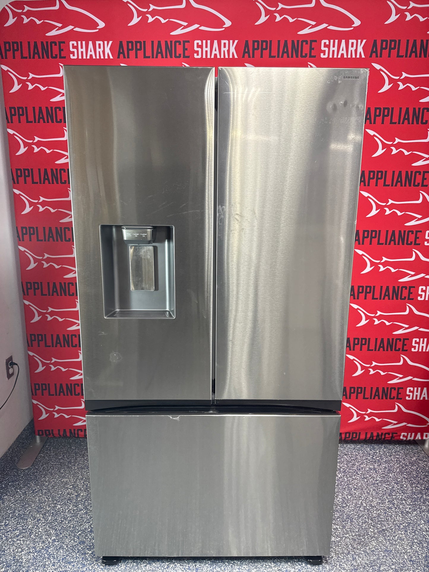 Affordable SAMSUNG refrigerator at Appliance Shark. Kansas City’s best appliance store.