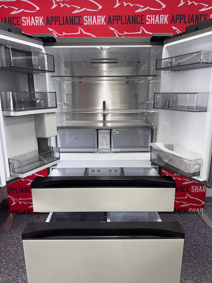 Scratch-dent SAMSUNG French door refrigerator at Appliance Shark. Kansas City’s best appliance store.